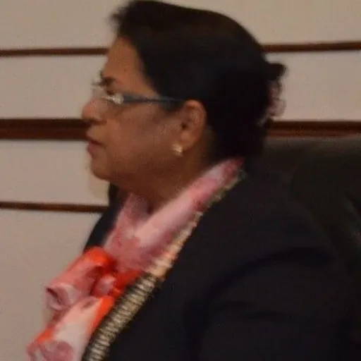 Portrait of Béatrice Atallah