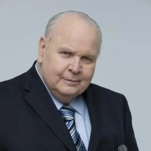 Portrait of Carlos Cámara