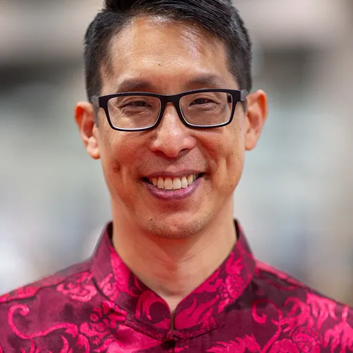 Portrait of Gene Luen Yang
