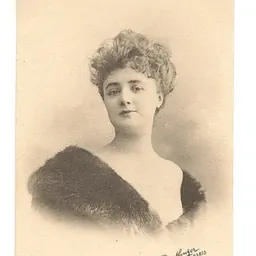 Portrait of Léonie Yahne