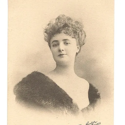 Portrait of Léonie Yahne