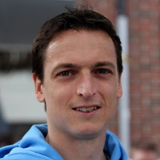 Portrait of Derek Decamps
