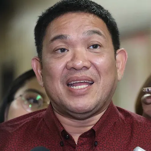 Portrait of Rolando Andaya, Jr.