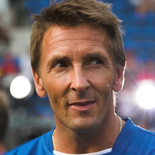 Portrait of Mark Keller