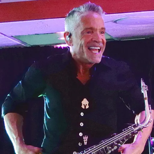 Portrait of Dave Koz