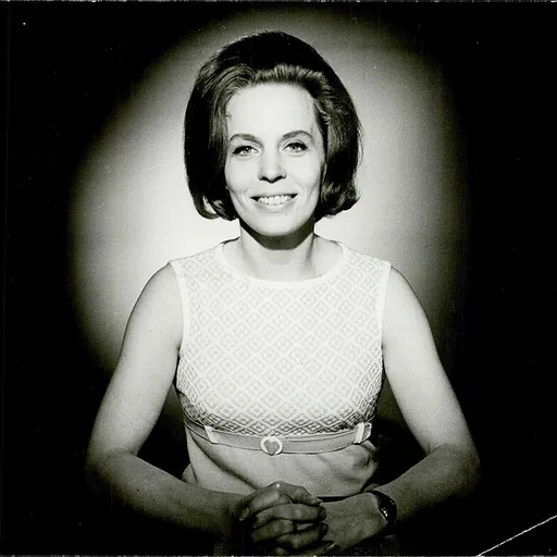 Portrait of Alicia Lundberg