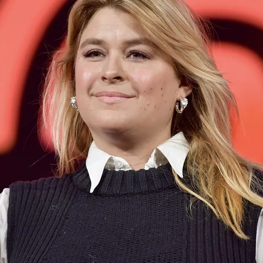 Portrait of Linnea Henriksson