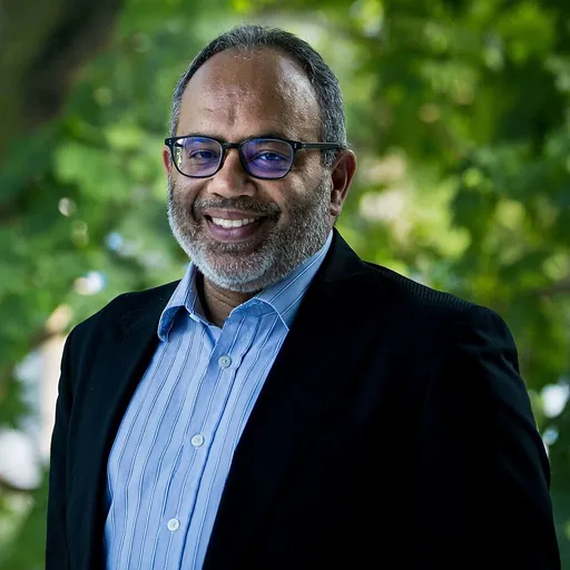 Portrait of Carlos Lopes