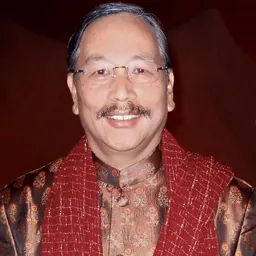 Portrait of James Lowangcha Wanglat