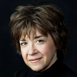Portrait of Carolyn Marie Souaid