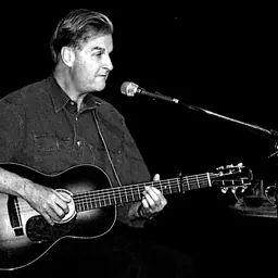 Portrait of Geoff Muldaur