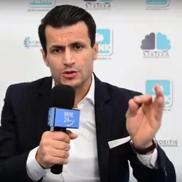 Portrait of Farid Azarkan