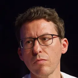 Portrait of Bastian Obermayer