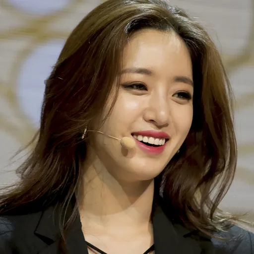 Portrait of Hahm Eun-jung