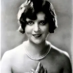 Portrait of Dorothy Gulliver
