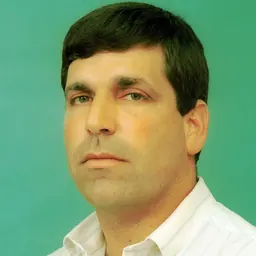 Portrait of Gonen Segev