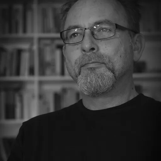 Portrait of Mark Winkler