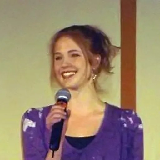 Portrait of Erin Chambers