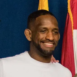 Portrait of Neil Magny