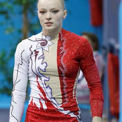 Portrait of Nikki Snel