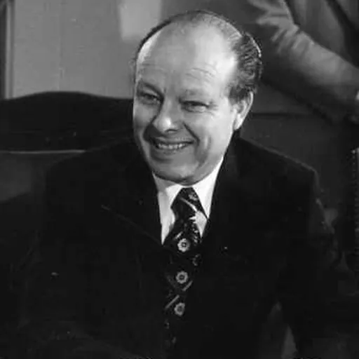 Portrait of Roy Ash