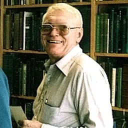 Portrait of Leslie A. Garay
