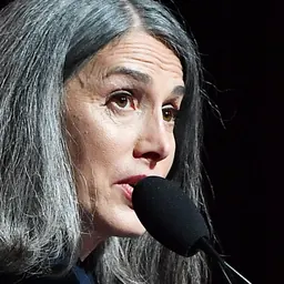 Portrait of Christine Leunens