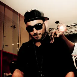 Portrait of DJ Bliss