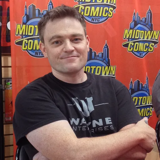 Portrait of Scott Snyder