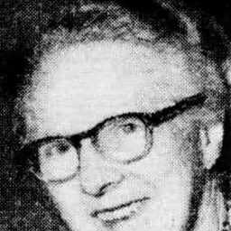 Portrait of Marnie Bassett