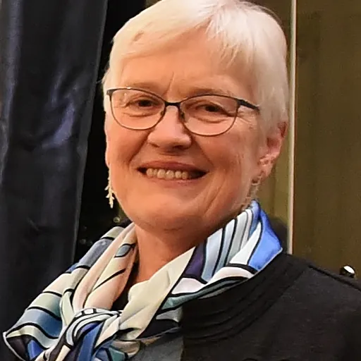 Portrait of Wendy Nelson