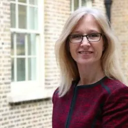 Portrait of Shona Dunn