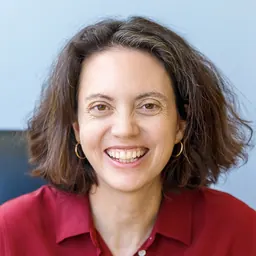Portrait of Jennifer Lotz