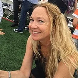 Portrait of Lisa Ballance