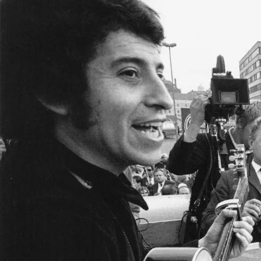 Portrait of Víctor Jara