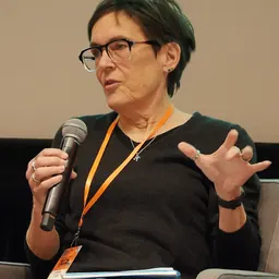 Portrait of Amelia Jones