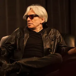 Portrait of Chris Stein