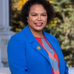 Portrait of Mia Bonta