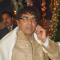 Portrait of Vineet Kumar