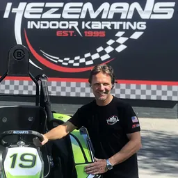 Portrait of Mike Hezemans