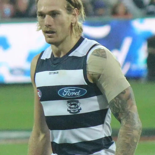 Portrait of Tom Stewart
