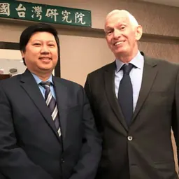 Portrait of Ken Wu