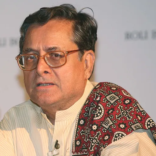 Portrait of Asif Noorani