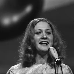Portrait of Eva Sršen