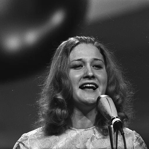 Portrait of Eva Sršen
