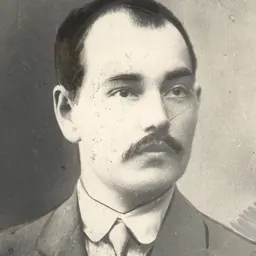 Portrait of Xösäyen Yamaşef