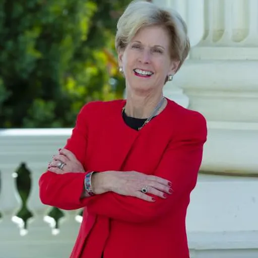 Portrait of Diane Dixon