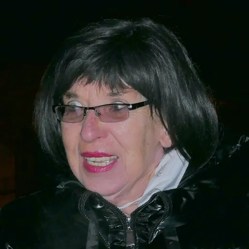Portrait of Svetlana Makarovič