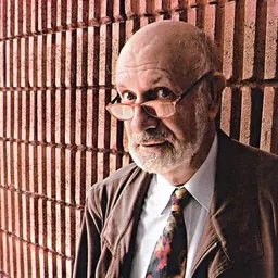 Portrait of Mario Markus