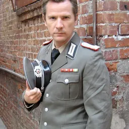 Portrait of Thomas Mikusz